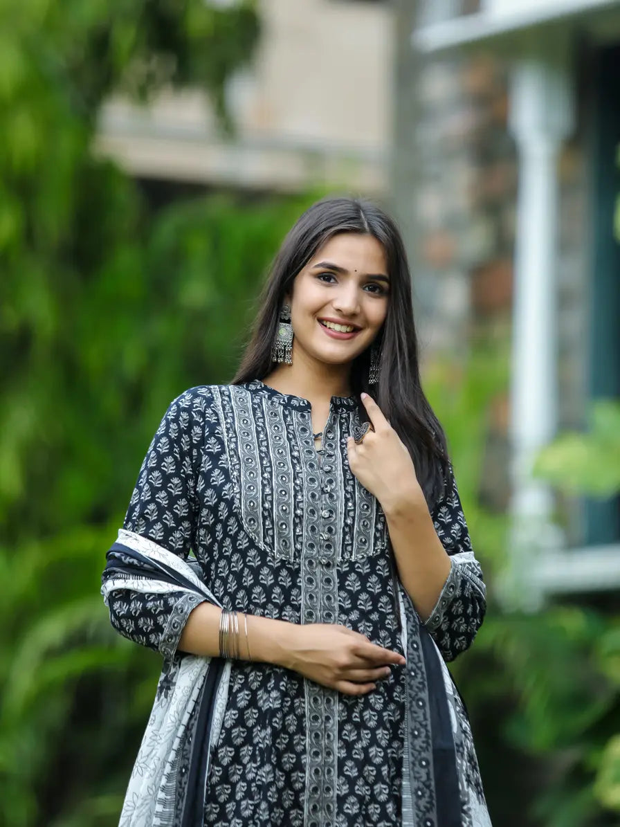 Black floral long kurti and dupatta set