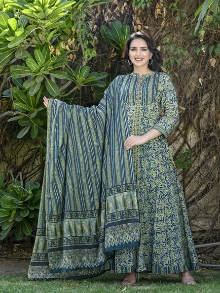 Green printed kurti with dupatta